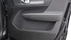 2024 (24) VOLVO XC40 2.0 B3P Plus Dark 5dr Auto 5049921