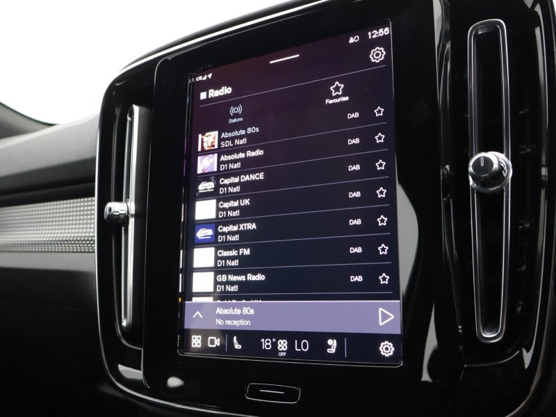 2024 (24) VOLVO XC40 2.0 B3P Plus Dark 5dr Auto 5049947