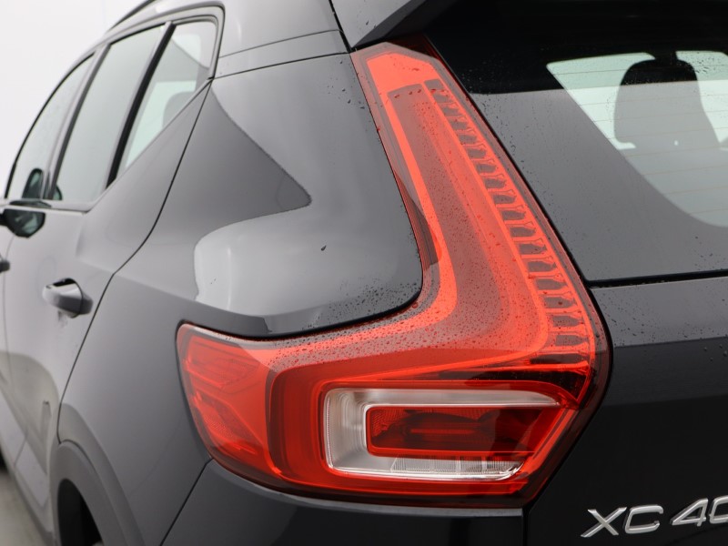 2024 (24) VOLVO XC40 2.0 B3P Plus Dark 5dr Auto 5049911