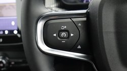 2024 (24) VOLVO XC40 2.0 B3P Plus Dark 5dr Auto 5049941