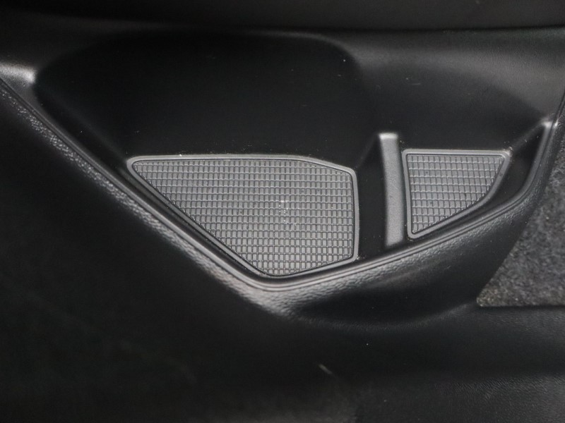 2024 (24) VOLVO XC40 2.0 B3P Plus Dark 5dr Auto 5049934