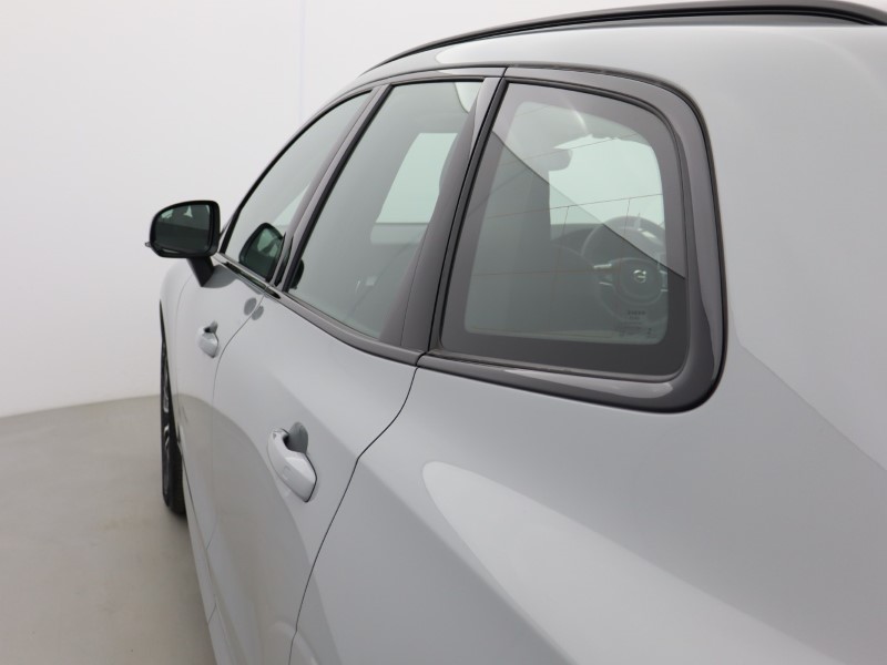 2025 (74) VOLVO XC60 2.0 B5P Plus Dark 5dr AWD Geartronic 5071359