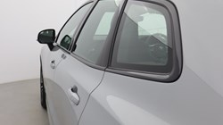 2025 (74) VOLVO XC60 2.0 B5P Plus Dark 5dr AWD Geartronic 5071359