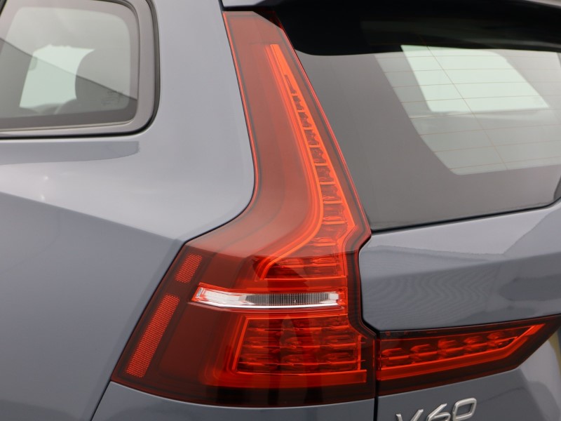 2022 (72) VOLVO V60 2.0 T6 [350] Recharge PHEV Plus Dark 5dr AWD Auto 5062100