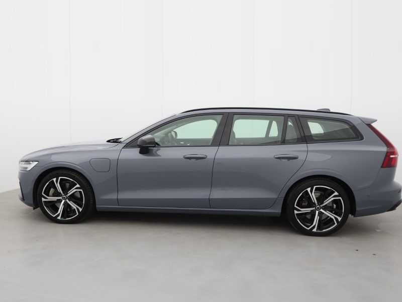 2022 (72) VOLVO V60 2.0 T6 [350] Recharge PHEV Plus Dark 5dr AWD Auto 5062090