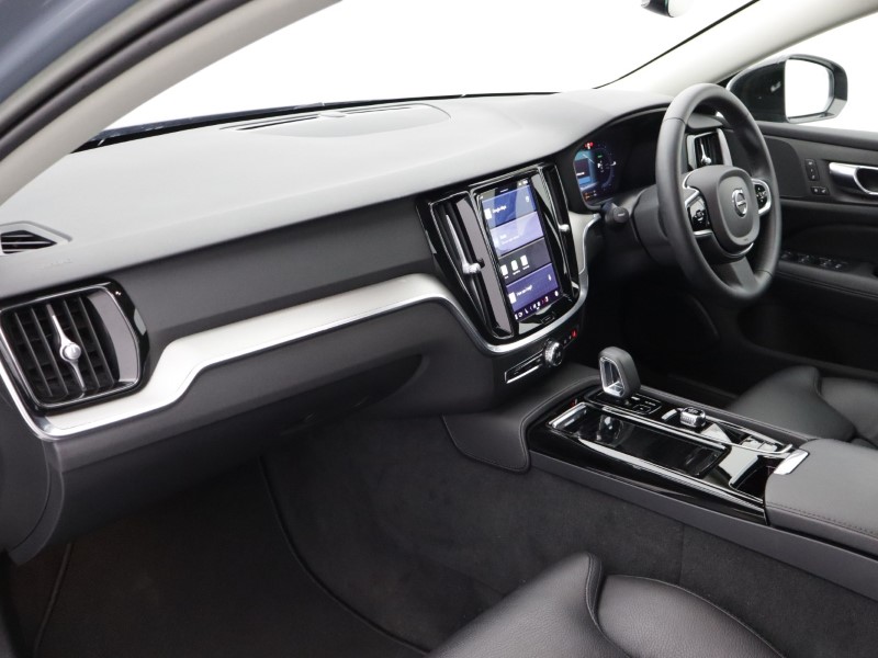 2022 (72) VOLVO V60 2.0 T6 [350] Recharge PHEV Plus Dark 5dr AWD Auto 5062120