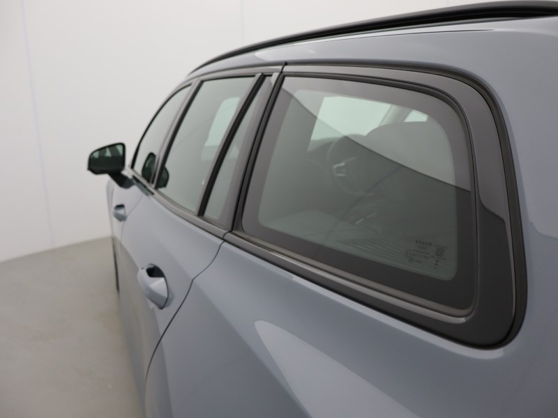 2022 (72) VOLVO V60 2.0 T6 [350] Recharge PHEV Plus Dark 5dr AWD Auto 5062105