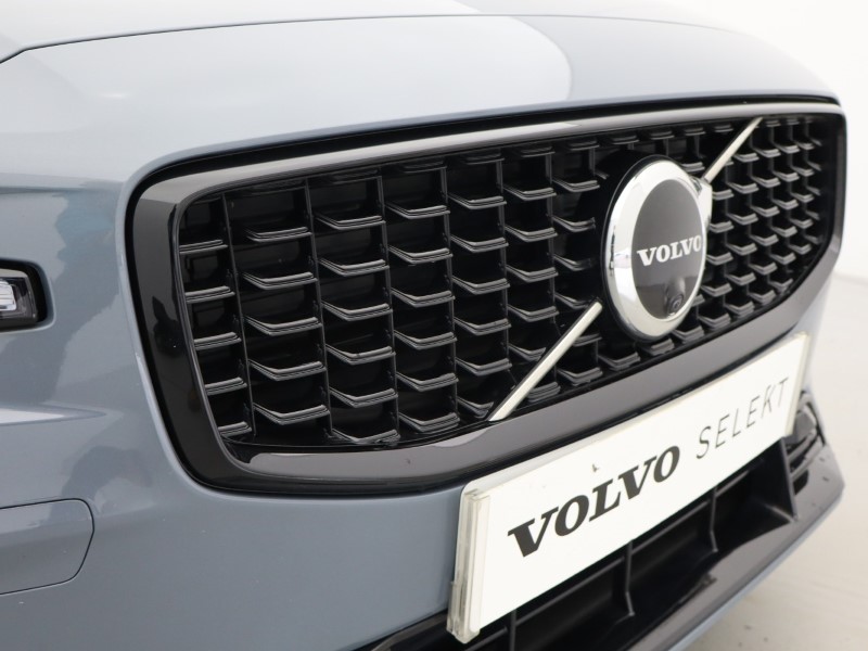 2022 (72) VOLVO V60 2.0 T6 [350] Recharge PHEV Plus Dark 5dr AWD Auto 5062095