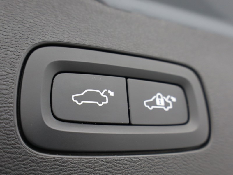 2022 (72) VOLVO V60 2.0 T6 [350] Recharge PHEV Plus Dark 5dr AWD Auto 5062104