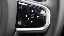 2025 (74) VOLVO XC90 2.0 B5P Ultra Dark 5dr AWD Geartronic 5224933