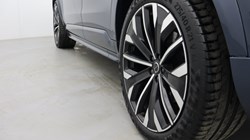 2025 (74) VOLVO XC90 2.0 B5P Ultra Dark 5dr AWD Geartronic 5224902