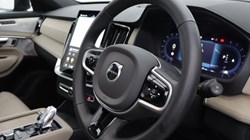 2025 (74) VOLVO XC90 2.0 B5P Ultra Dark 5dr AWD Geartronic 5224912