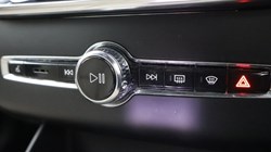 2025 (74) VOLVO XC90 2.0 B5P Ultra Dark 5dr AWD Geartronic 5224941