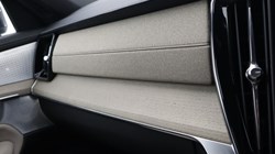 2025 (74) VOLVO XC90 2.0 B5P Ultra Dark 5dr AWD Geartronic 5224944