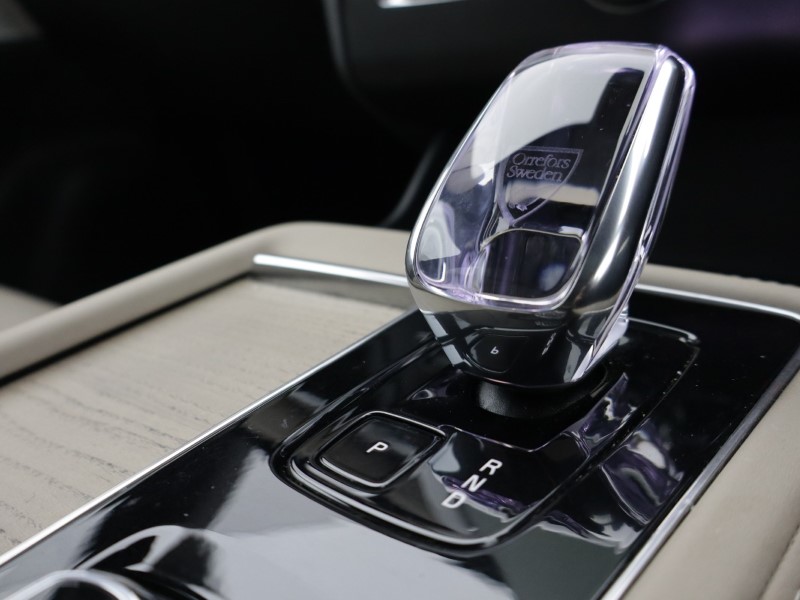 2025 (74) VOLVO XC90 2.0 B5P Ultra Dark 5dr AWD Geartronic 5224942