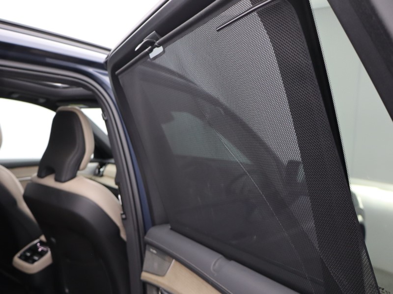 2025 (74) VOLVO XC90 2.0 B5P Ultra Dark 5dr AWD Geartronic 5224926