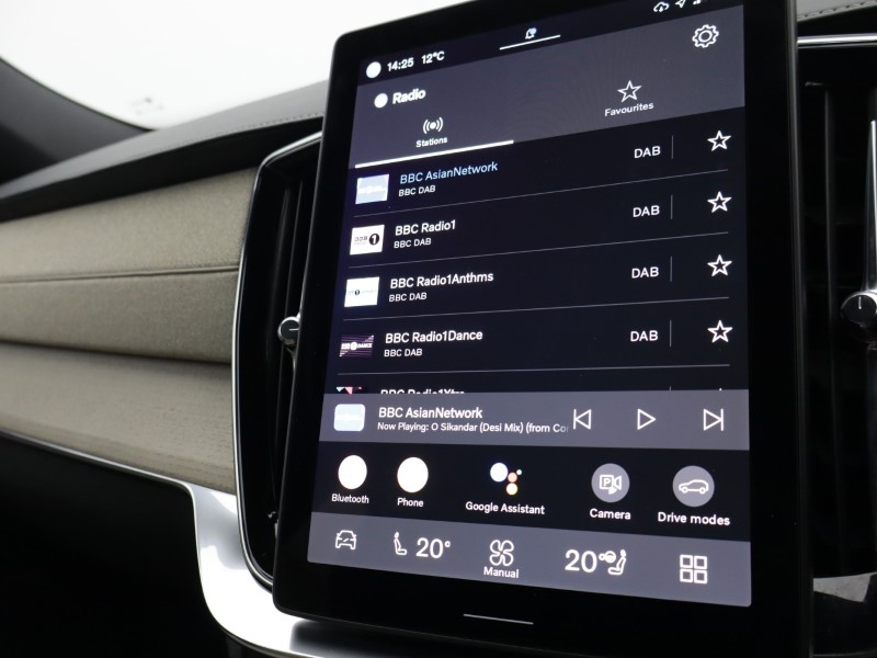 2025 (74) VOLVO XC90 2.0 B5P Ultra Dark 5dr AWD Geartronic 5224937