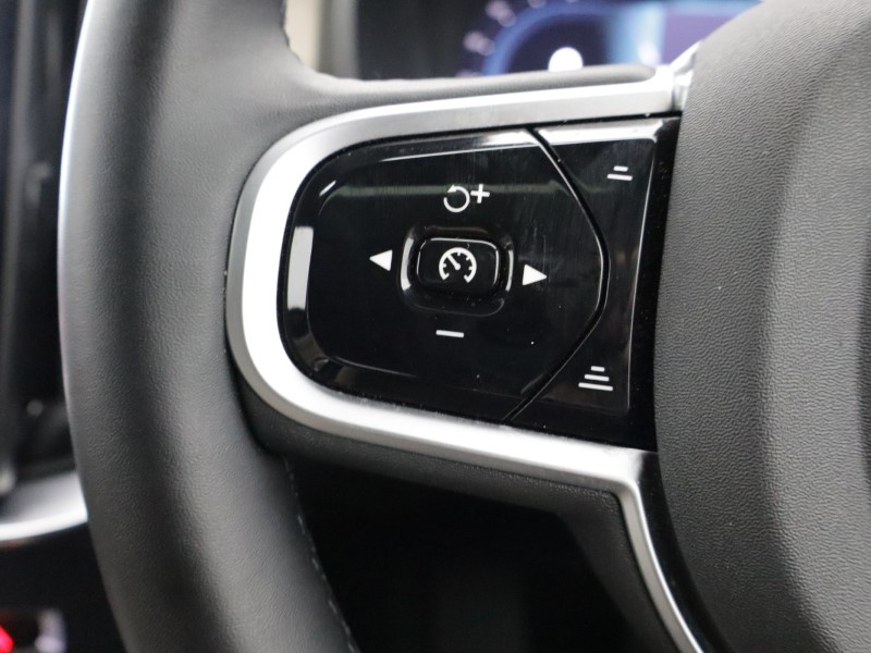 2025 (74) VOLVO XC90 2.0 B5P Ultra Dark 5dr AWD Geartronic 5224932