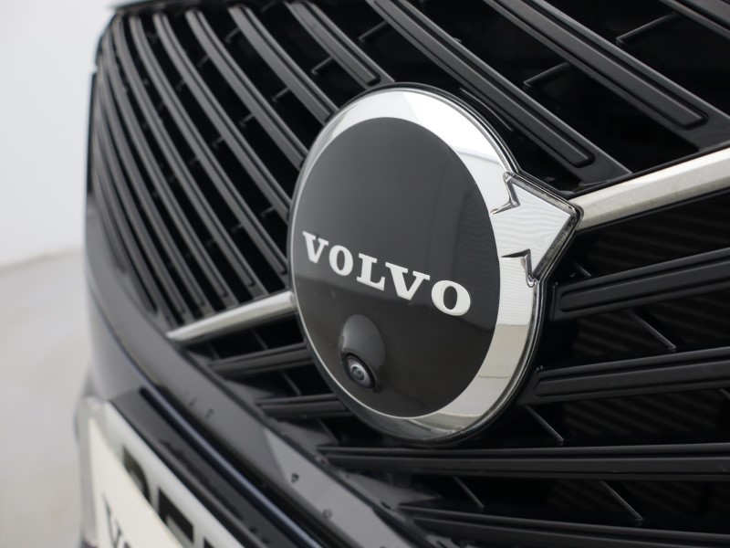 2025 (74) VOLVO XC90 2.0 B5P Ultra Dark 5dr AWD Geartronic 5224892
