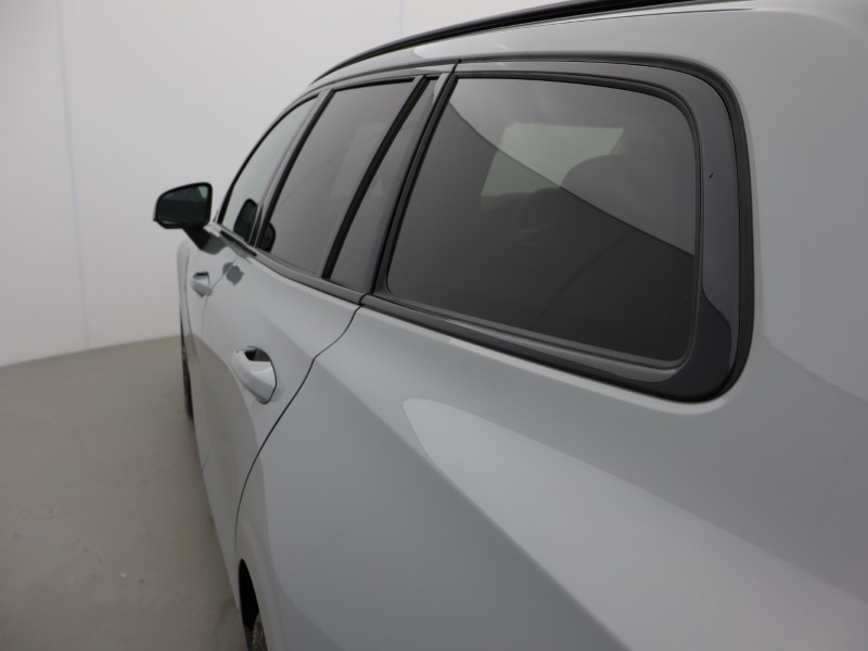 2025 (25) VOLVO V60 2.0 T6 [350] PHEV Plus Dark 5dr AWD Auto 5105148