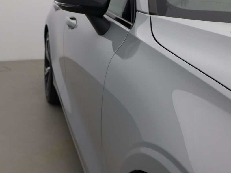 2025 (25) VOLVO V60 2.0 T6 [350] PHEV Plus Dark 5dr AWD Auto 5105142