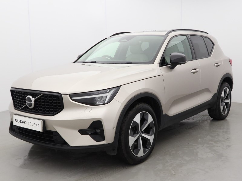 2022 (72) VOLVO XC40 2.0 B4P Ultimate Dark 5dr Auto 5185876