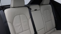 2022 (72) VOLVO XC40 2.0 B4P Ultimate Dark 5dr Auto 5185917