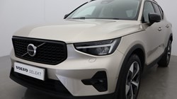 2022 (72) VOLVO XC40 2.0 B4P Ultimate Dark 5dr Auto 5185886