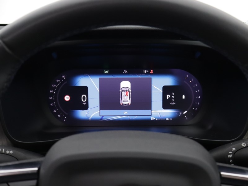 2022 (72) VOLVO XC40 2.0 B4P Ultimate Dark 5dr Auto 5185925