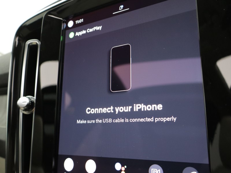 2022 (72) VOLVO XC40 2.0 B4P Ultimate Dark 5dr Auto 5185929