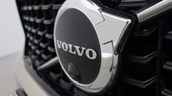 2022 (72) VOLVO XC40 2.0 B4P Ultimate Dark 5dr Auto 5185887