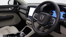2022 (72) VOLVO XC40 2.0 B4P Ultimate Dark 5dr Auto 5185902