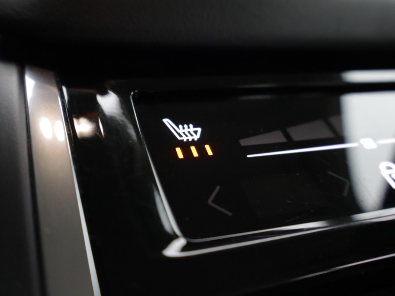 2025 (74) VOLVO XC60 2.0 B5P Plus Dark 5dr AWD Geartronic 5091910