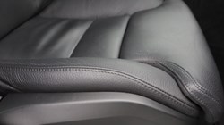 2025 (74) VOLVO XC60 2.0 B5P Plus Dark 5dr AWD Geartronic 5091899