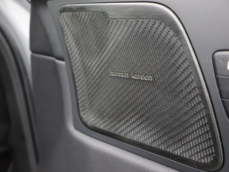 2025 (74) VOLVO XC60 2.0 B5P Plus Dark 5dr AWD Geartronic 5091894