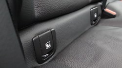 2025 (74) VOLVO XC60 2.0 B5P Plus Dark 5dr AWD Geartronic 5091905