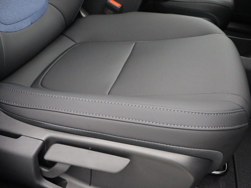 2025 (75) VOLVO EX30 200kW SM Extended Range Plus 69kWh 5dr Auto 5099386