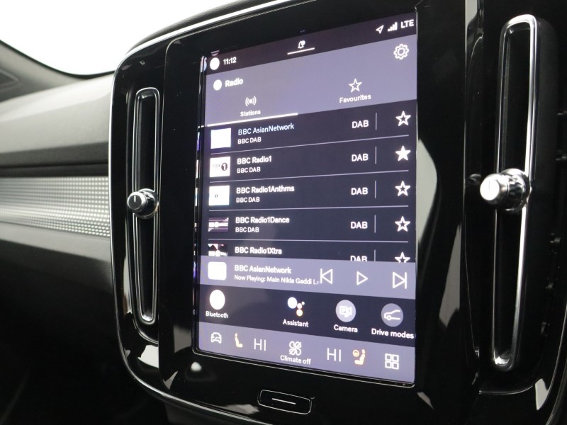 2025 (74) VOLVO XC40 2.0 B3P Ultra Dark 5dr Auto 5121048