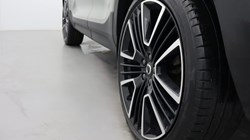 2025 (74) VOLVO XC40 2.0 B3P Ultra Dark 5dr Auto 5121100