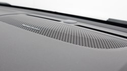 2025 (74) VOLVO XC40 2.0 B3P Ultra Dark 5dr Auto 5121057