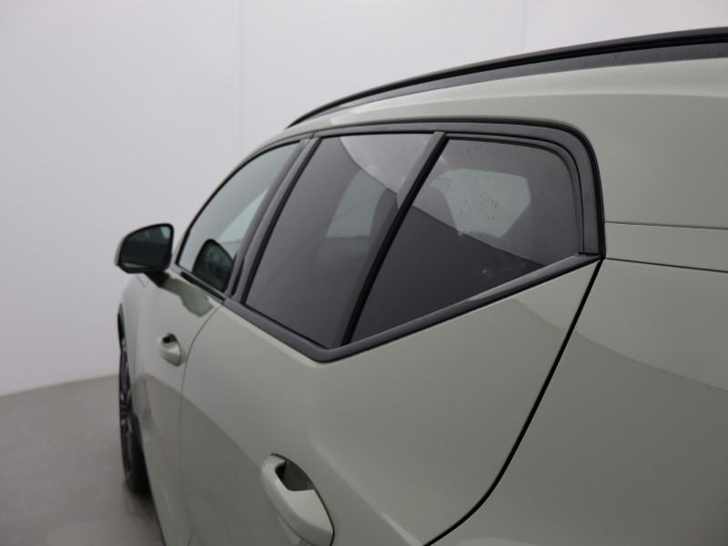 2025 (74) VOLVO XC40 2.0 B3P Ultra Dark 5dr Auto 5121017