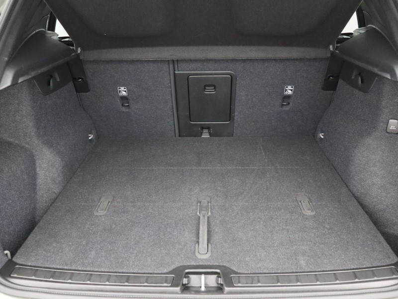 2025 (74) VOLVO XC40 2.0 B3P Ultra Dark 5dr Auto 5121015