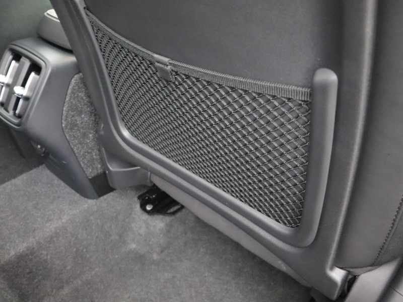 2025 (74) VOLVO XC40 2.0 B3P Ultra Dark 5dr Auto 5121037