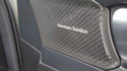 2025 (74) VOLVO XC40 2.0 B3P Ultra Dark 5dr Auto 5121028