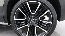 2025 (74) VOLVO XC40 2.0 B3P Ultra Dark 5dr Auto 5121018