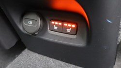 2025 (74) VOLVO XC40 2.0 B3P Ultra Dark 5dr Auto 5121040