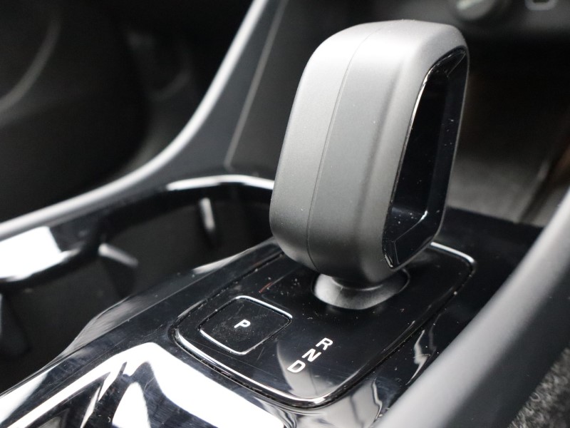 2025 (74) VOLVO XC40 2.0 B3P Ultra Dark 5dr Auto 5121054