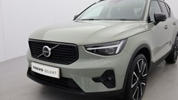 2025 (74) VOLVO XC40 2.0 B4P Ultra Dark 5dr Auto 5215145