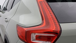 2025 (74) VOLVO XC40 2.0 B4P Ultra Dark 5dr Auto 5215149