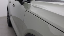 2025 (74) VOLVO XC40 2.0 B4P Ultra Dark 5dr Auto 5215148